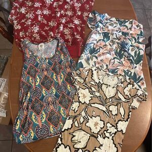 4 extra small blouses